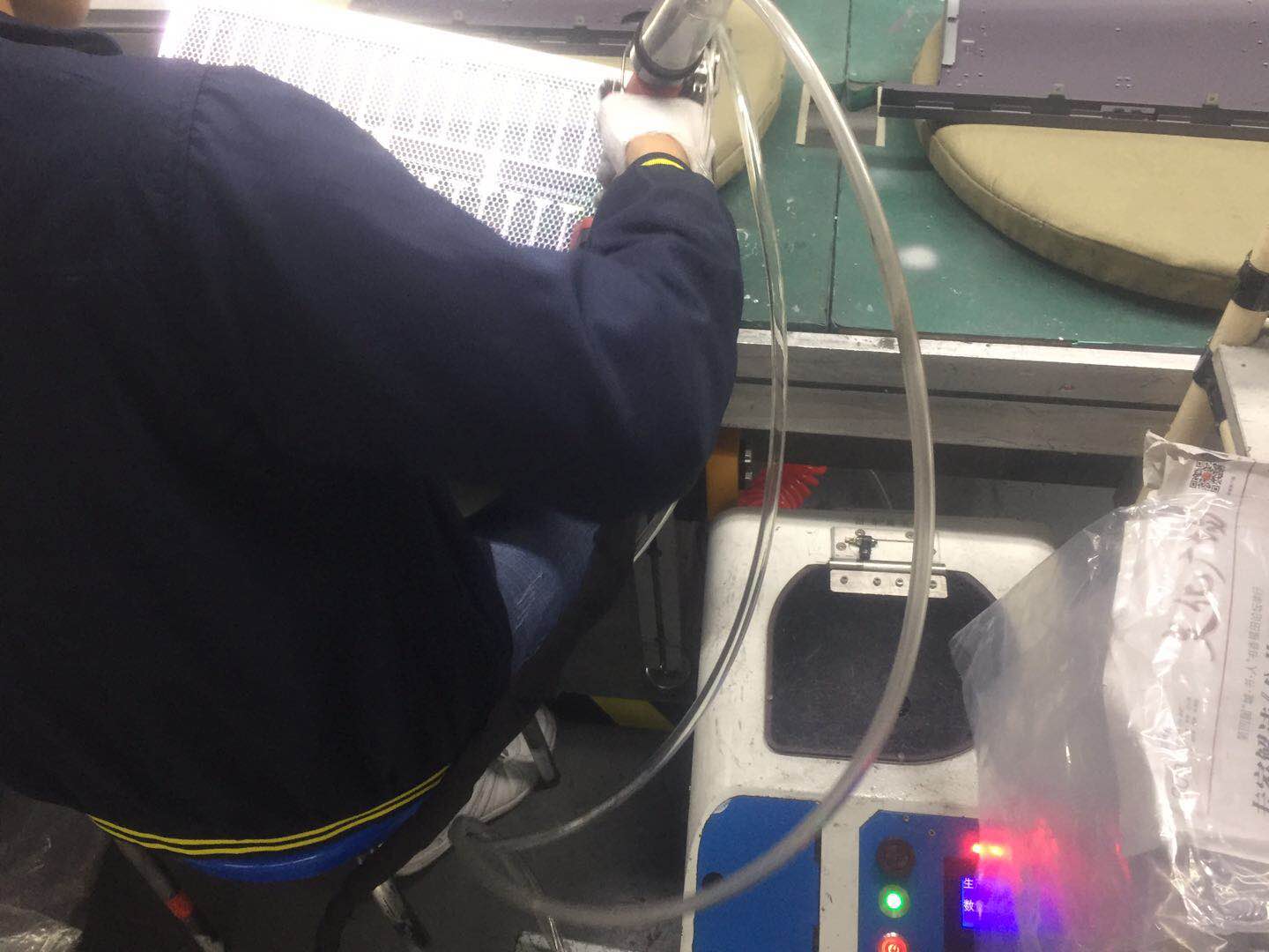 铆钉机 拉铆机 拉钉机使用现场